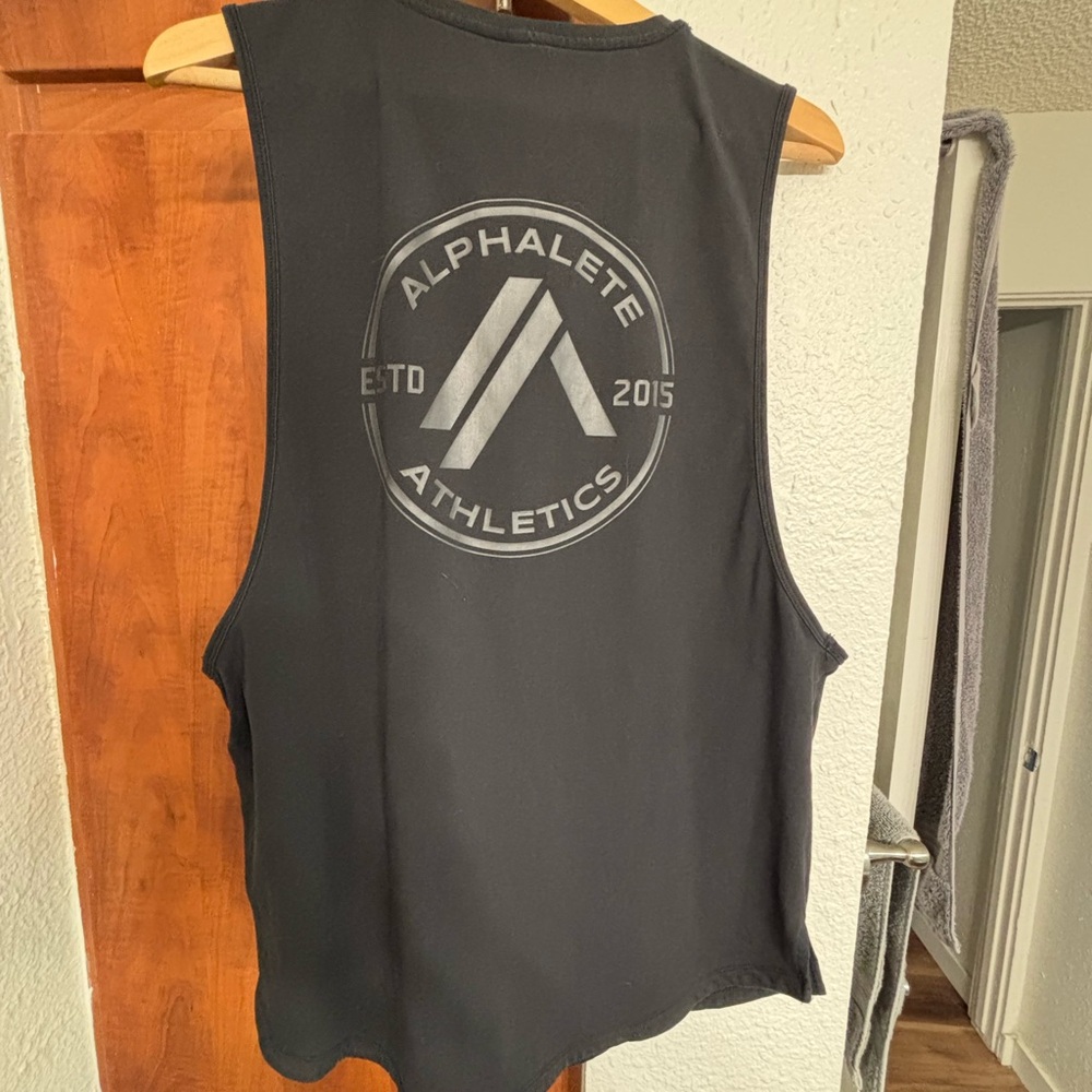 Alphalete Women's Charcoal Muscle Tee